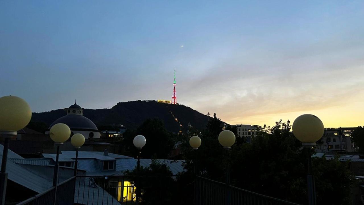 Hotel Lika Tbilisi Zewnętrze zdjęcie